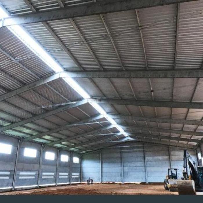 Sistema de ventilação e iluminação em obras pré-fabricadas: entenda como ele agrega ao projeto!